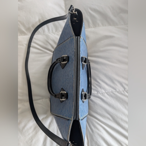 Authentic Louis Vuitton Denim Epi Leather Phenix PM Shoulder Bag - Picture 10 of 16